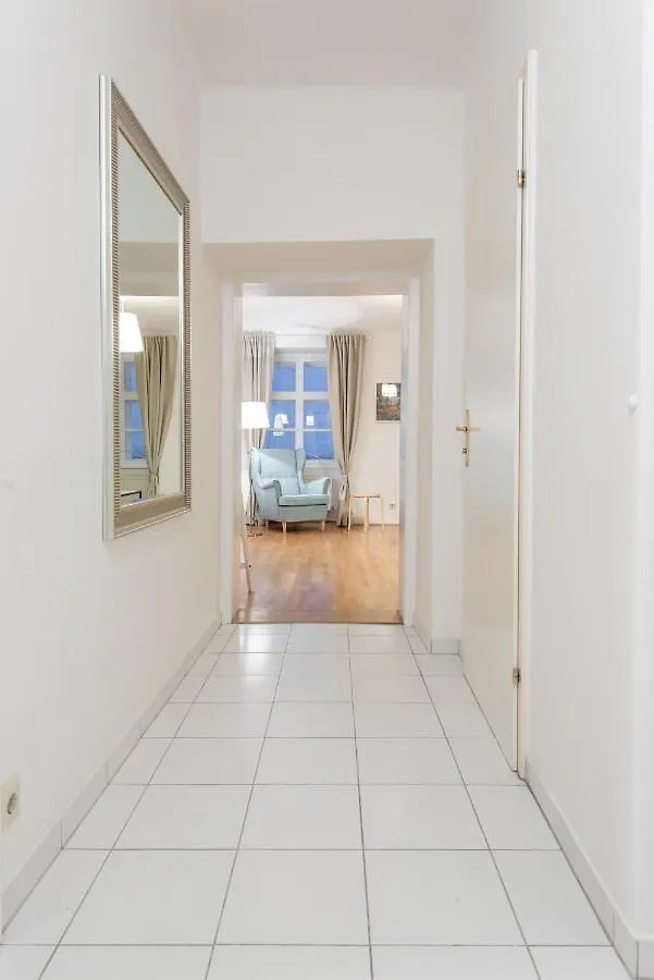 Beautiful City Apartment At Famous Ballgasse Wien